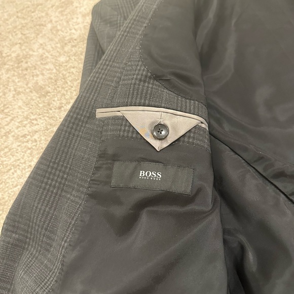 Hugo Boss Jacket - Picture 4 of 5